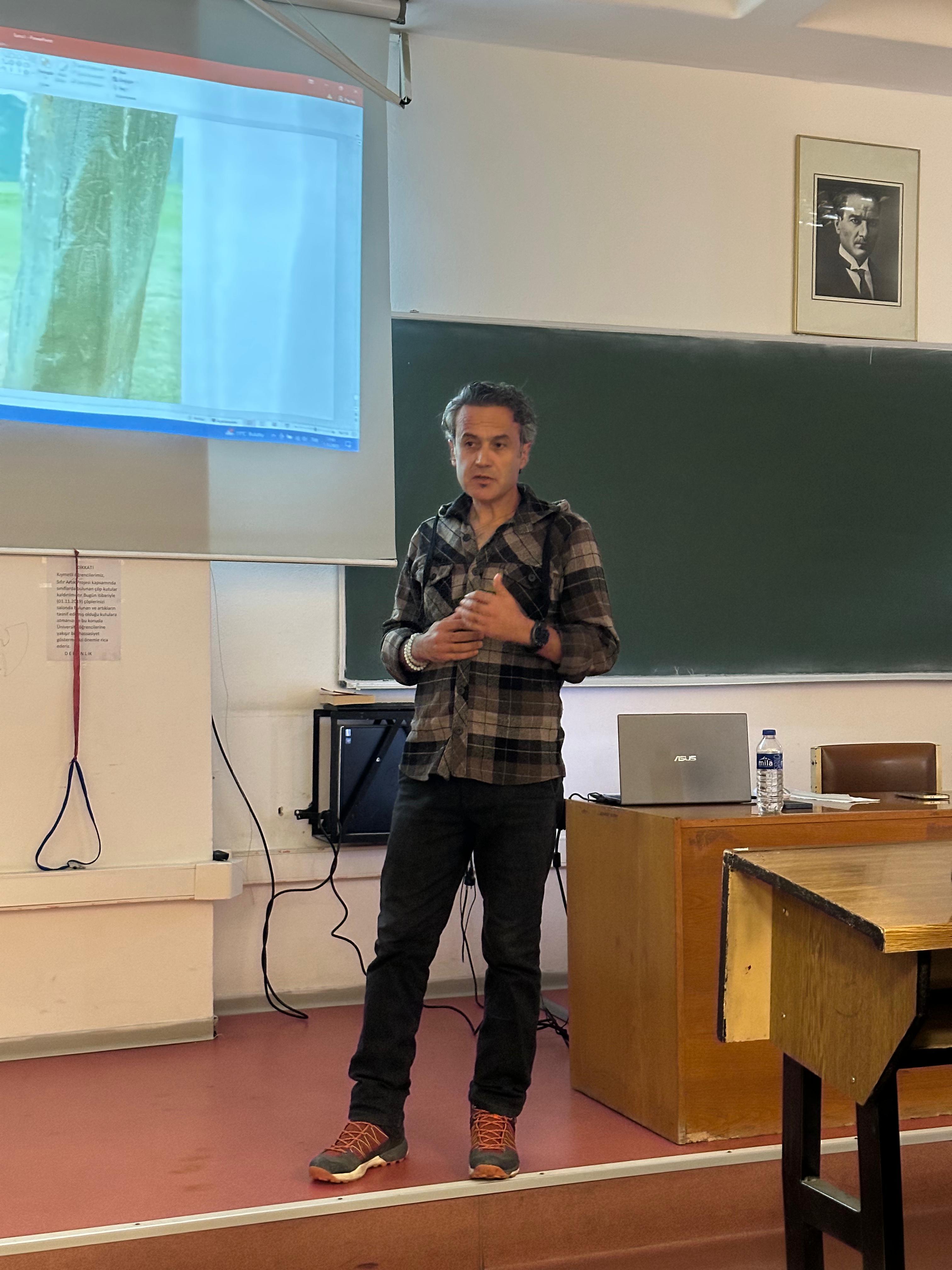 mehmet gültekin 2.jpeg (805 KB)